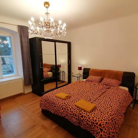 Zagreb Botanical Garden Budget Apartment Bagian luar foto