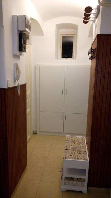 Zagreb Botanical Garden Budget Apartment Bagian luar foto