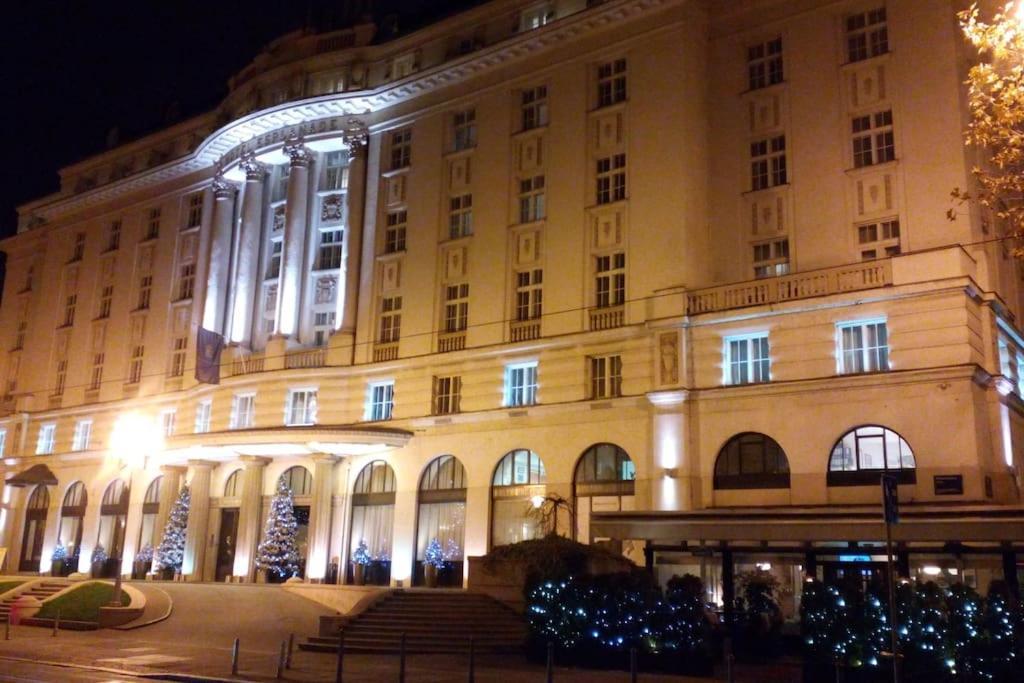 Zagreb Botanical Garden Budget Apartment Bagian luar foto