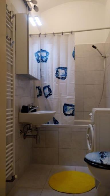 Zagreb Botanical Garden Budget Apartment Bagian luar foto