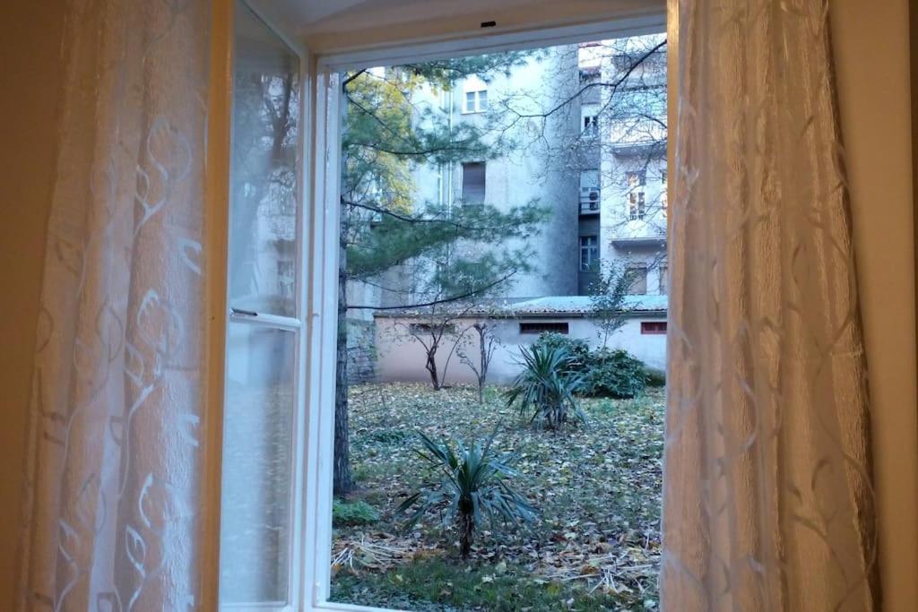 Zagreb Botanical Garden Budget Apartment Bagian luar foto