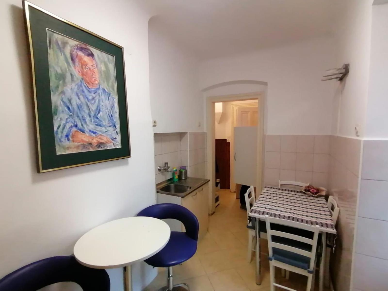 Zagreb Botanical Garden Budget Apartment Bagian luar foto